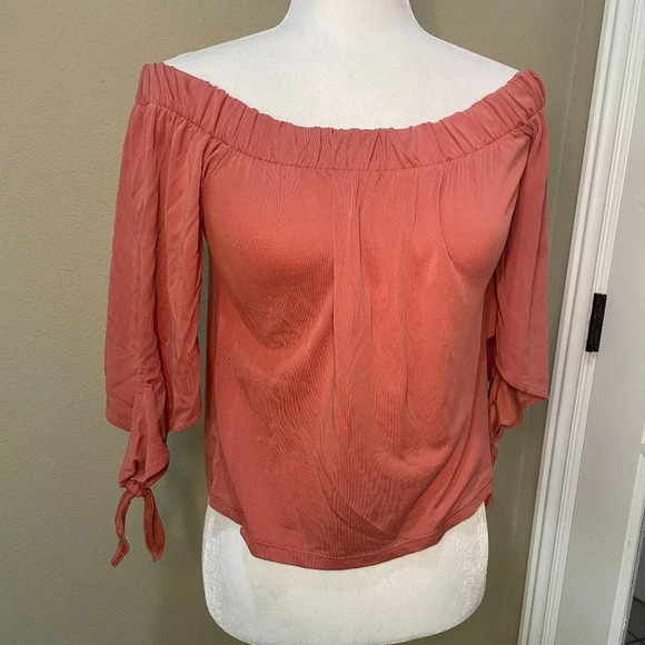 ALYA Off Shoulder Top with Balloon Sleeves & Tie - XS - Picture 2 of 4